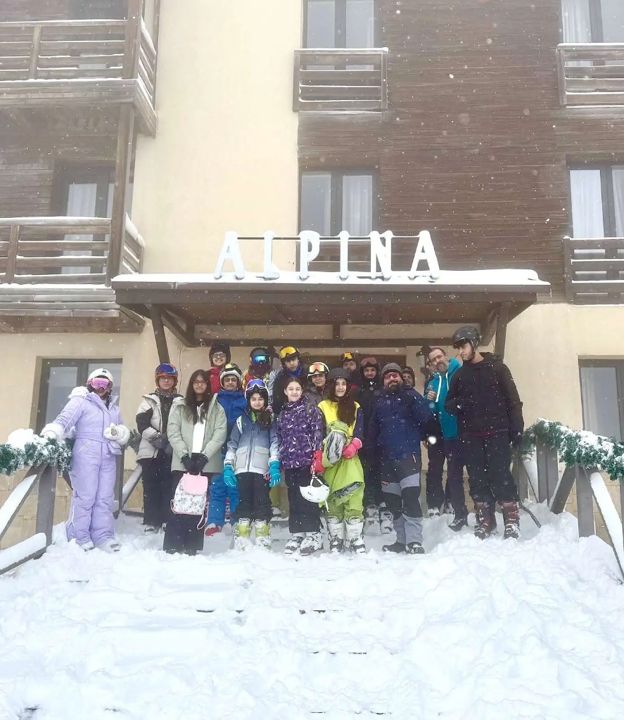 iBOS students on the ski trip in Georgia